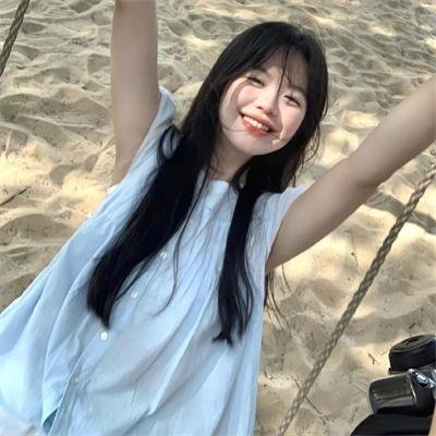 阳台上的坏女孩